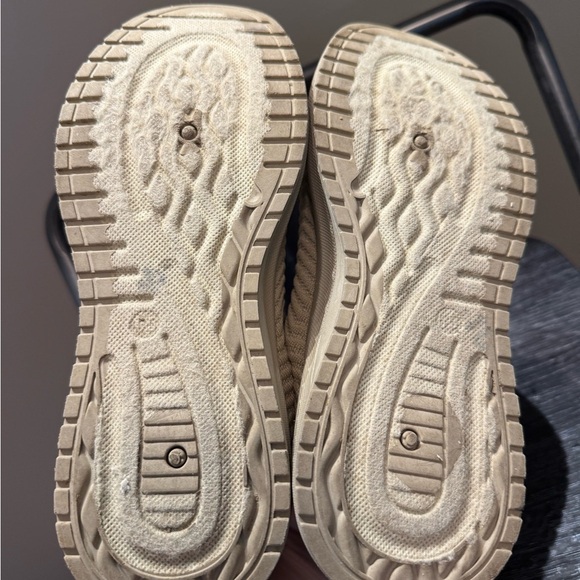 Alexis Bendel Beige Knit Slip-On Sneakers - Picture 11 of 11